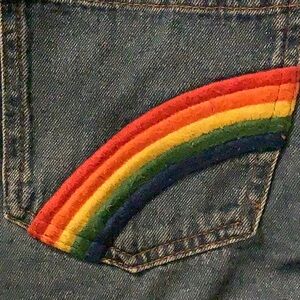 FOREVER 21 RAINBOW 🌈 SHORTS SZ. 4(27)